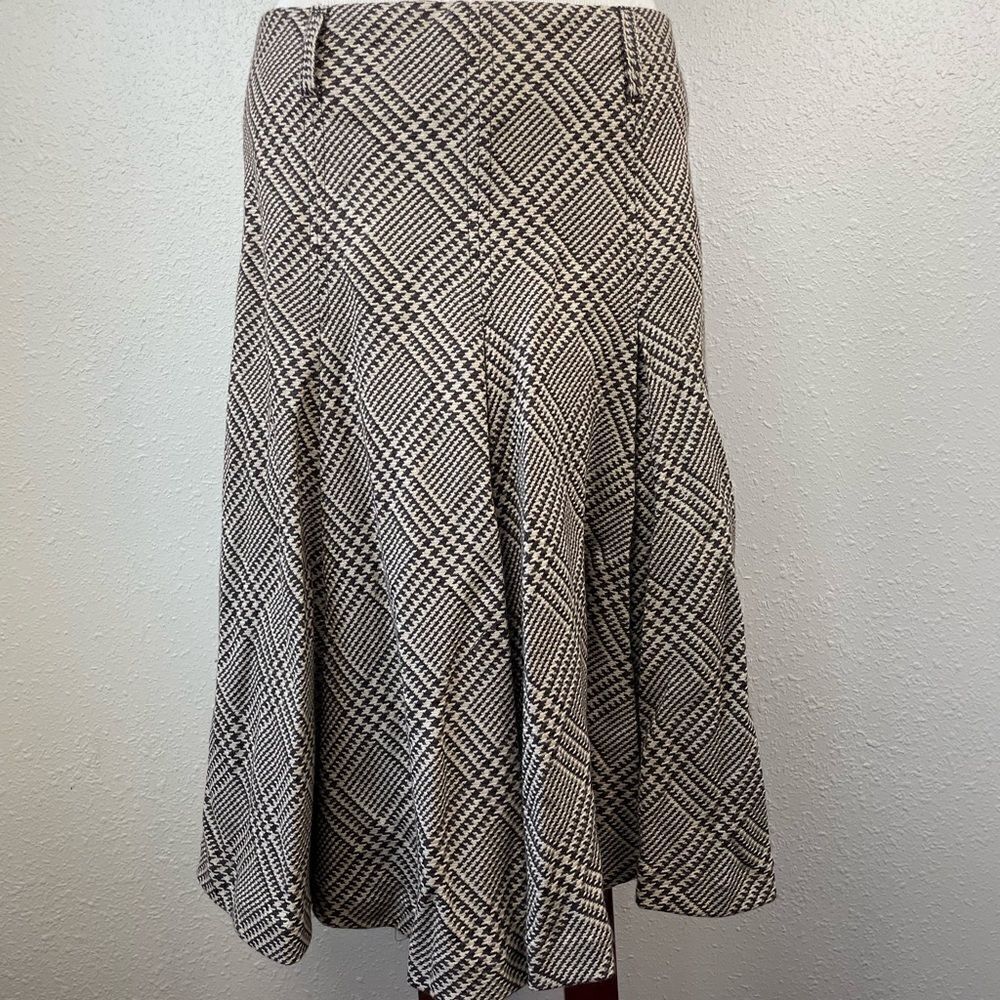 EUC Jones New York Womens Midi Brown and Tan Skirt Size 10